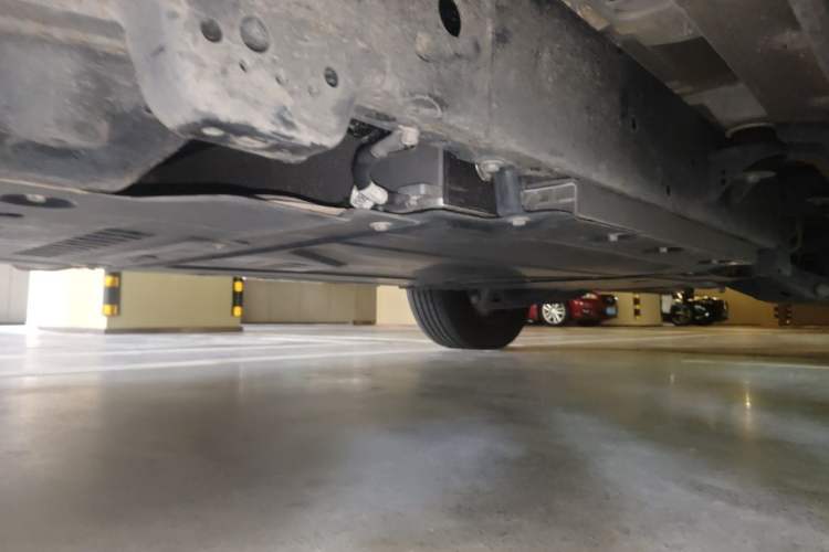 Used Formula Leopard 5 2023 Navigator Edition Chassis Front Left