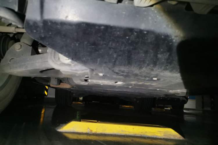 Used Formula Leopard 5 2023 Explore Edition Chassis Front