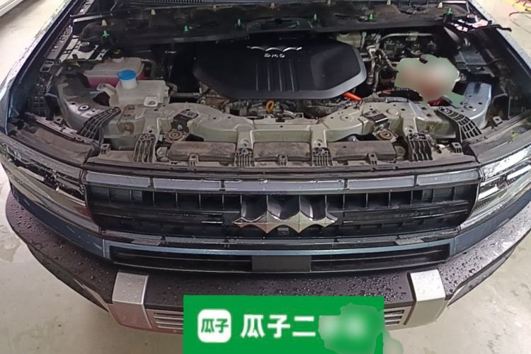Used Formula Leopard 5 2023 Cloud Ride Flagship Edition Engine Bay