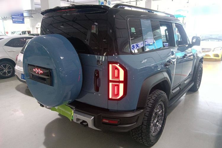 Used Formula Leopard 5 2023 Navigator Edition Exterior 5