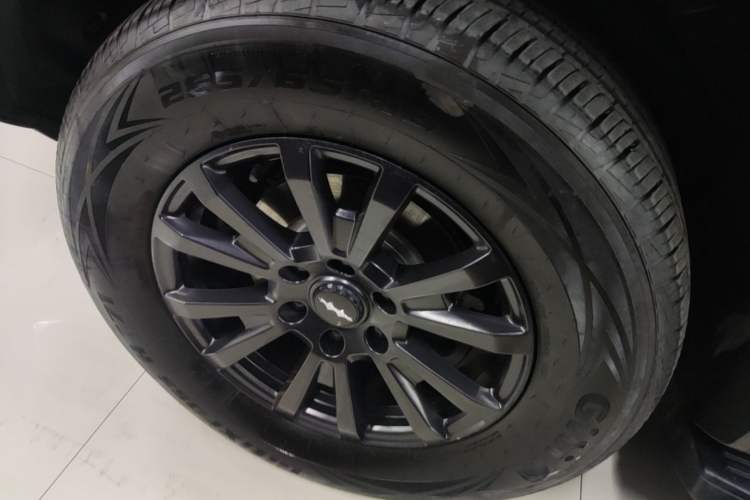 Used Formula Leopard 5 2023 Explore Edition Exterior 5