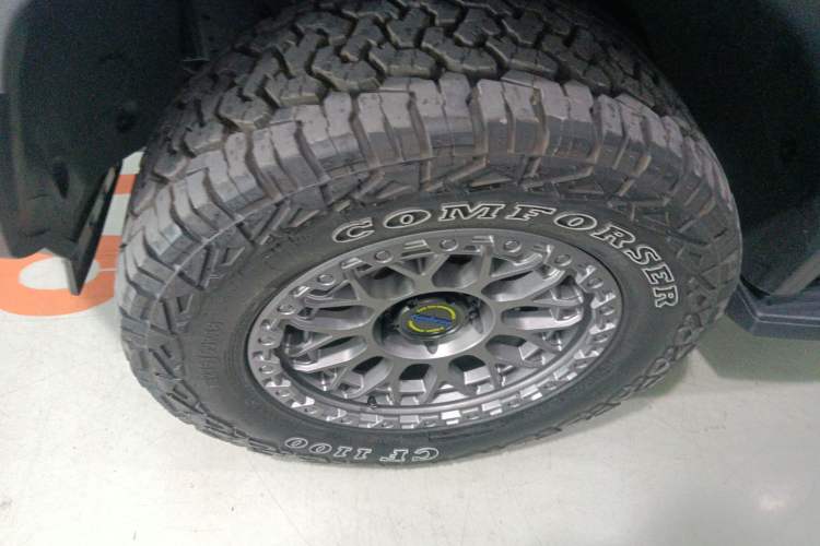 Used Formula Leopard 5 2023 Navigator Edition Exterior 7