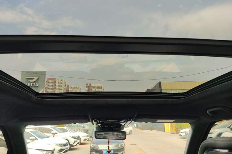 Used Formula Leopard 5 2023 Cloud Ride Flagship Edition Headliner