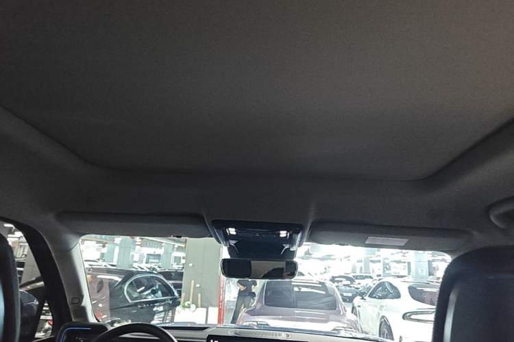Used Formula Leopard 5 2023 Navigator Edition Headliner