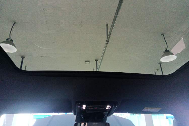 Used Formula Leopard 5 2023 Navigator Edition Headliner