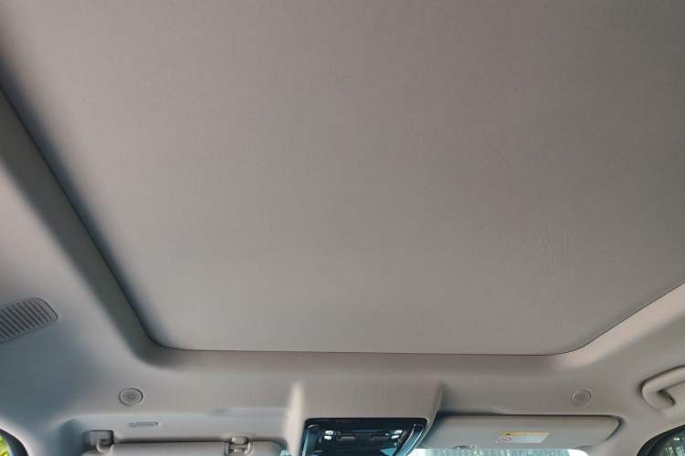 Used Formula Leopard 5 2023 Navigator Edition Headliner