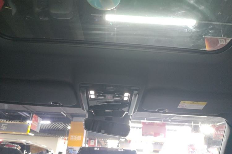 Used Formula Leopard 5 2023 Explore Edition Headliner