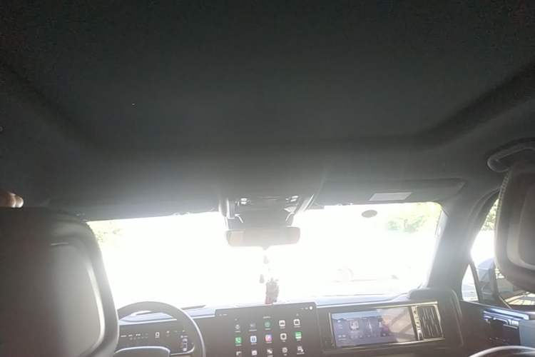 Used Formula Leopard 5 2023 Navigator Edition Headliner