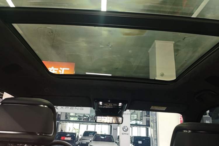 Used Formula Leopard 5 2023 Cloud Ride Flagship Edition Headliner