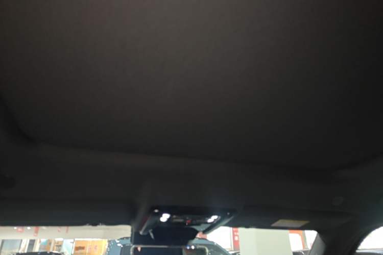 Used Formula Leopard 5 2023 Navigator Edition Headliner