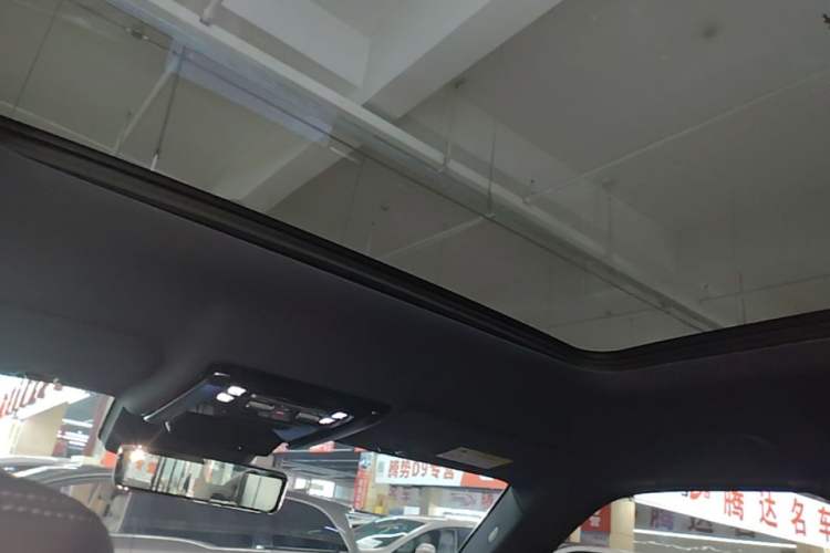 Used Formula Leopard 5 2023 Cloud Ride Flagship Edition Headliner