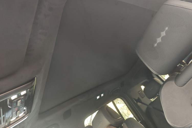 Used Formula Leopard 5 2023 Cloud Ride Flagship Edition Headliner
