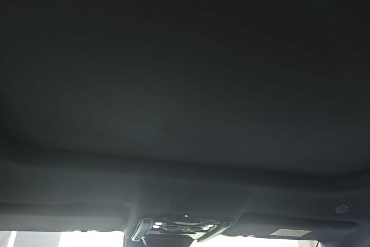 Used Formula Leopard 5 2023 Navigator Edition Headliner