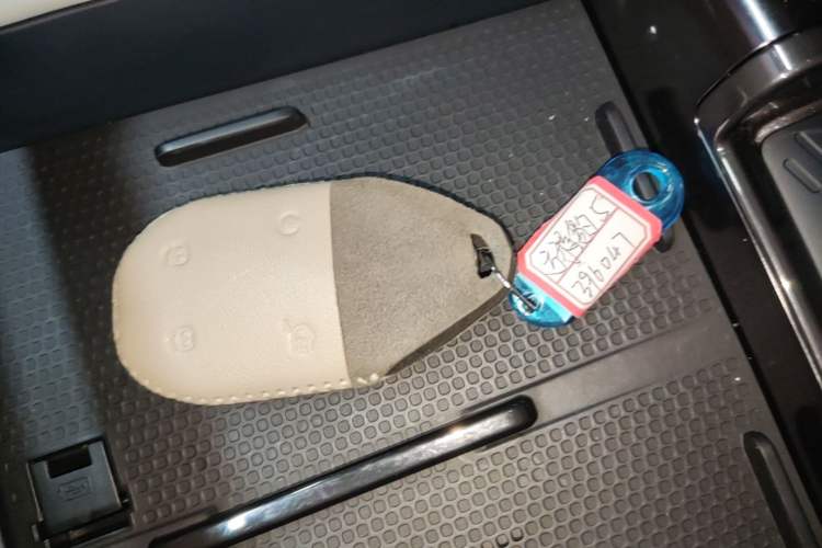Used Formula Leopard 5 2023 Explore Edition Interior 1