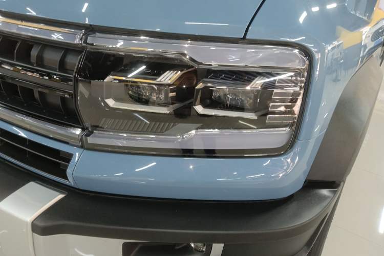 Used Formula Leopard 5 2023 Cloud Ride Flagship Edition Left Front Headlight