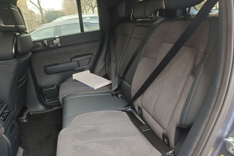 Used Formula Leopard 5 2023 Cloud Ride Flagship Edition Left Rear Seat