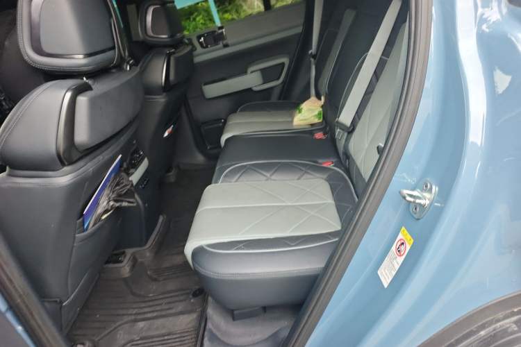 Used Formula Leopard 5 2023 Cloud Ride Flagship Edition Left Rear Seat