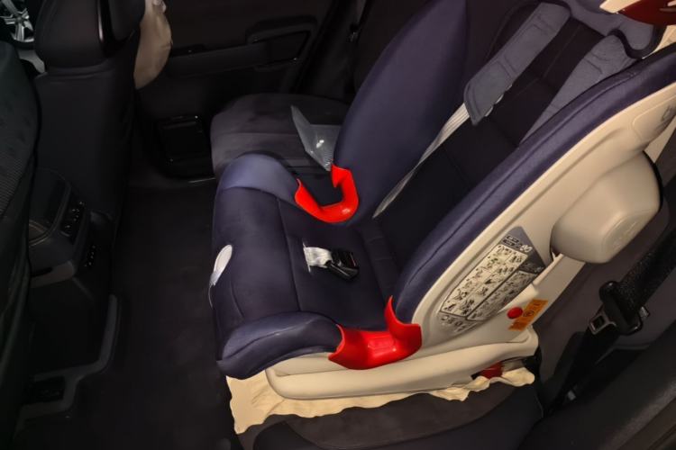 Used Formula Leopard 5 2023 Cloud Ride Flagship Edition Left Rear Seat