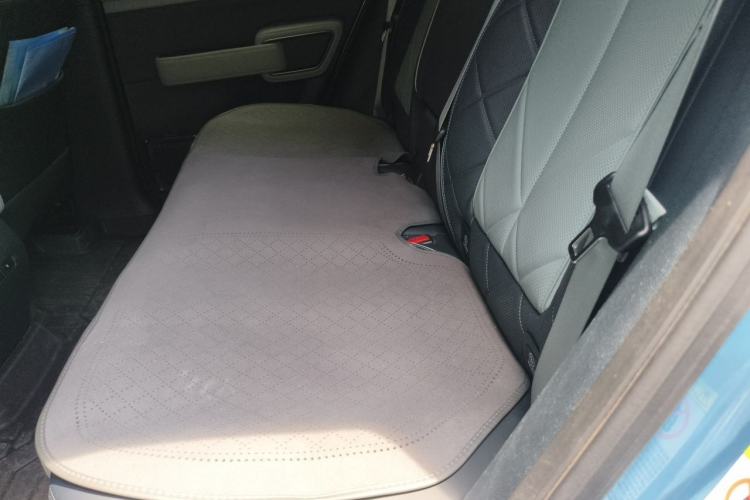 Used Formula Leopard 5 2023 Navigator Edition Left Rear Seat