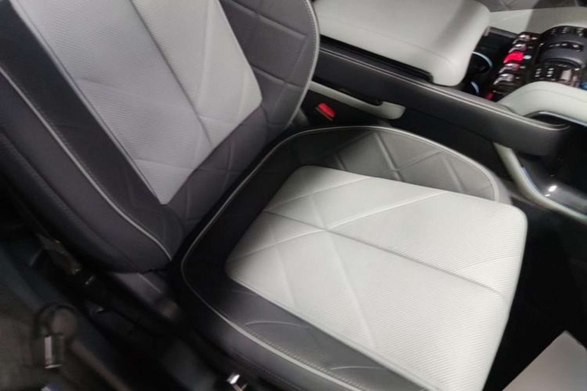 Used Formula Leopard 5 2023 Explore Edition Right Front Seat