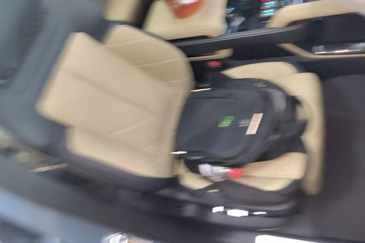Used Formula Leopard 5 2023 Cloud Ride Flagship Edition Right Front Seat