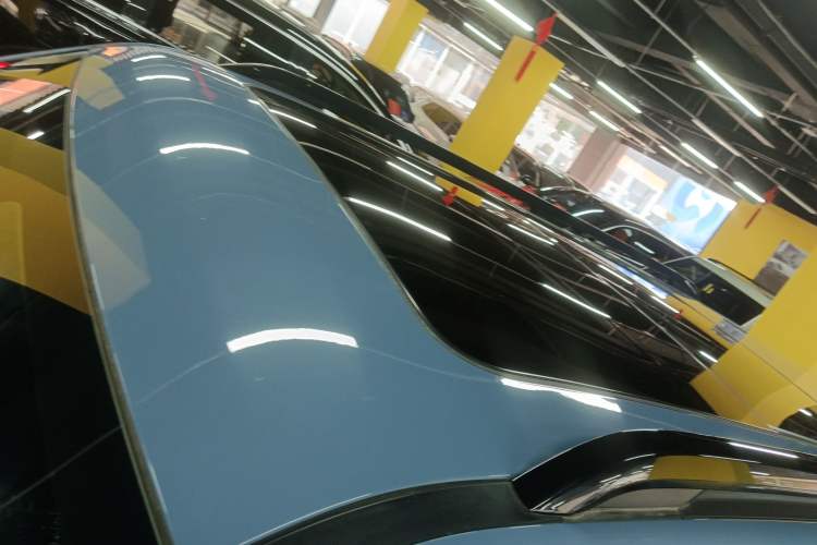 Used Formula Leopard 5 2023 Cloud Ride Flagship Edition Roof