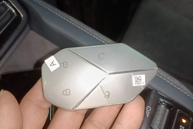 Used Formula Leopard 5 2023 Cloud Ride Flagship Edition Vehicle Key