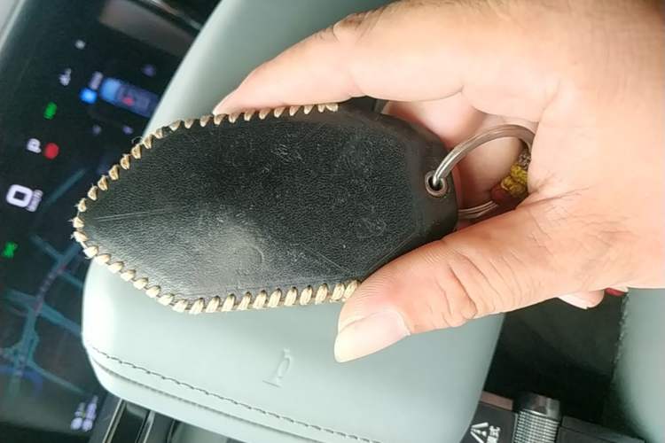 Used Formula Leopard 5 2023 Navigator Edition Vehicle Key