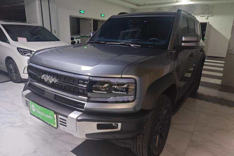Used Formula Leopard 5 2023 Navigator Edition Guazi used car, China used car export, Used car for sale, Used  cars, Cheapest cars for sale