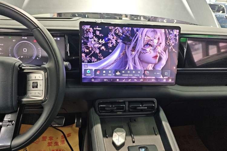 Used Formula Leopard 5 2023 Navigator Edition Audio And AC Panel