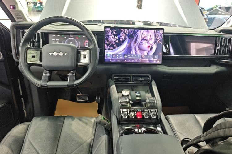 Used Formula Leopard 5 2023 Navigator Edition Center Console