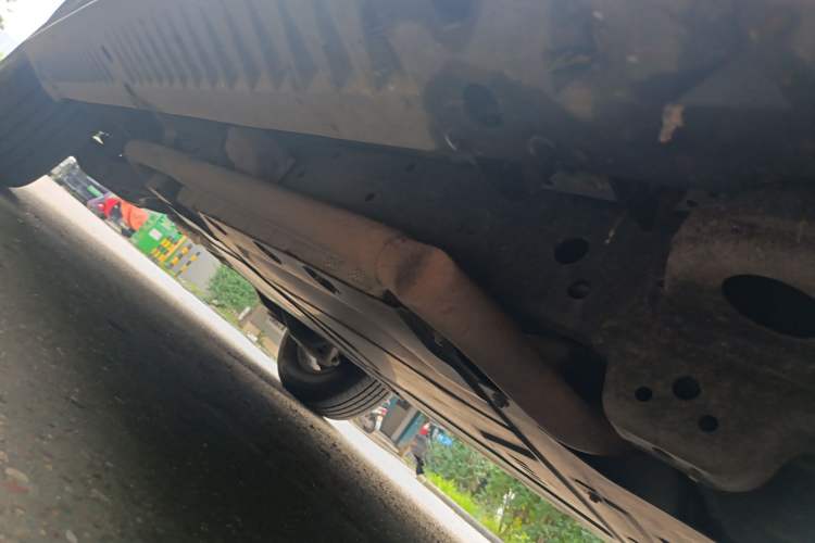 Used Formula Leopard 5 2023 Explore Edition Chassis Front Right