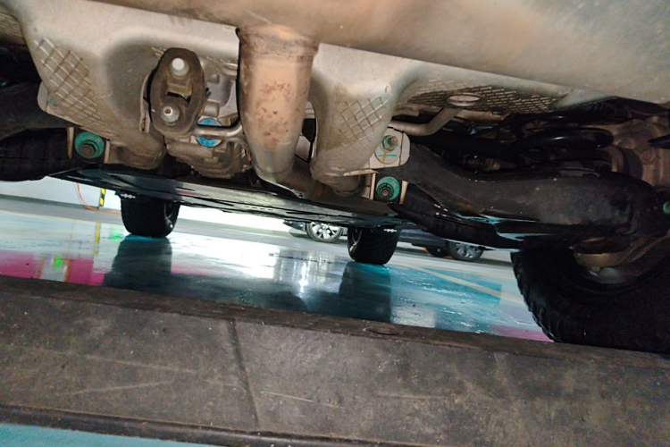 Used Formula Leopard 5 2023 Navigator Edition Chassis Rear