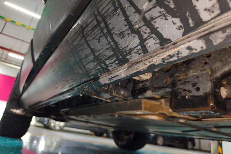 Used Formula Leopard 5 2023 Navigator Edition Chassis Rear Left