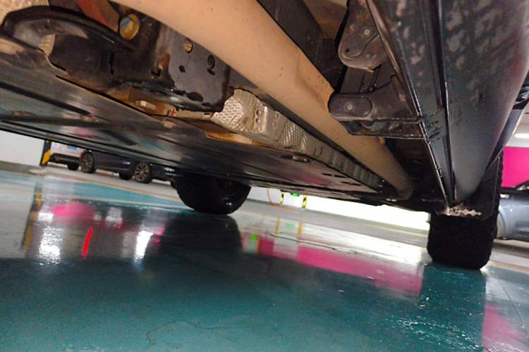 Used Formula Leopard 5 2023 Navigator Edition Chassis Rear Right