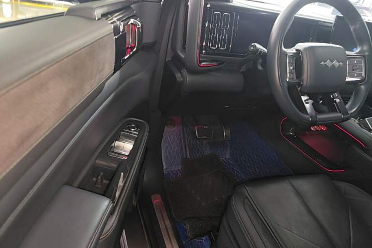 Used Formula Leopard 5 2023 Navigator Edition Driver Seat