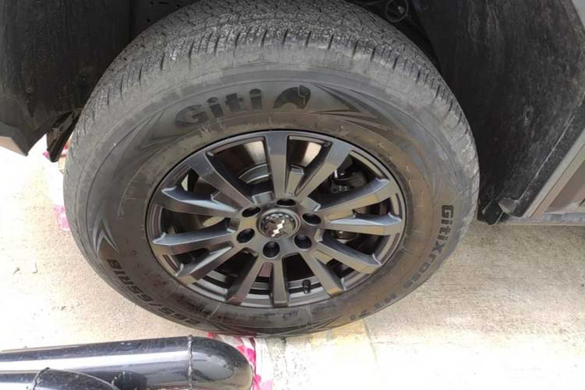 Used Formula Leopard 5 2023 Navigator Edition Exterior 4