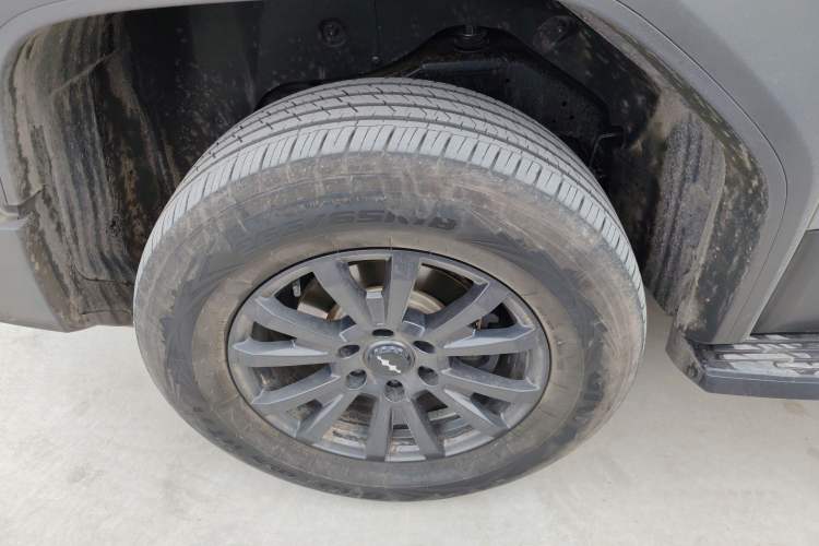 Used Formula Leopard 5 2023 Navigator Edition Exterior 5