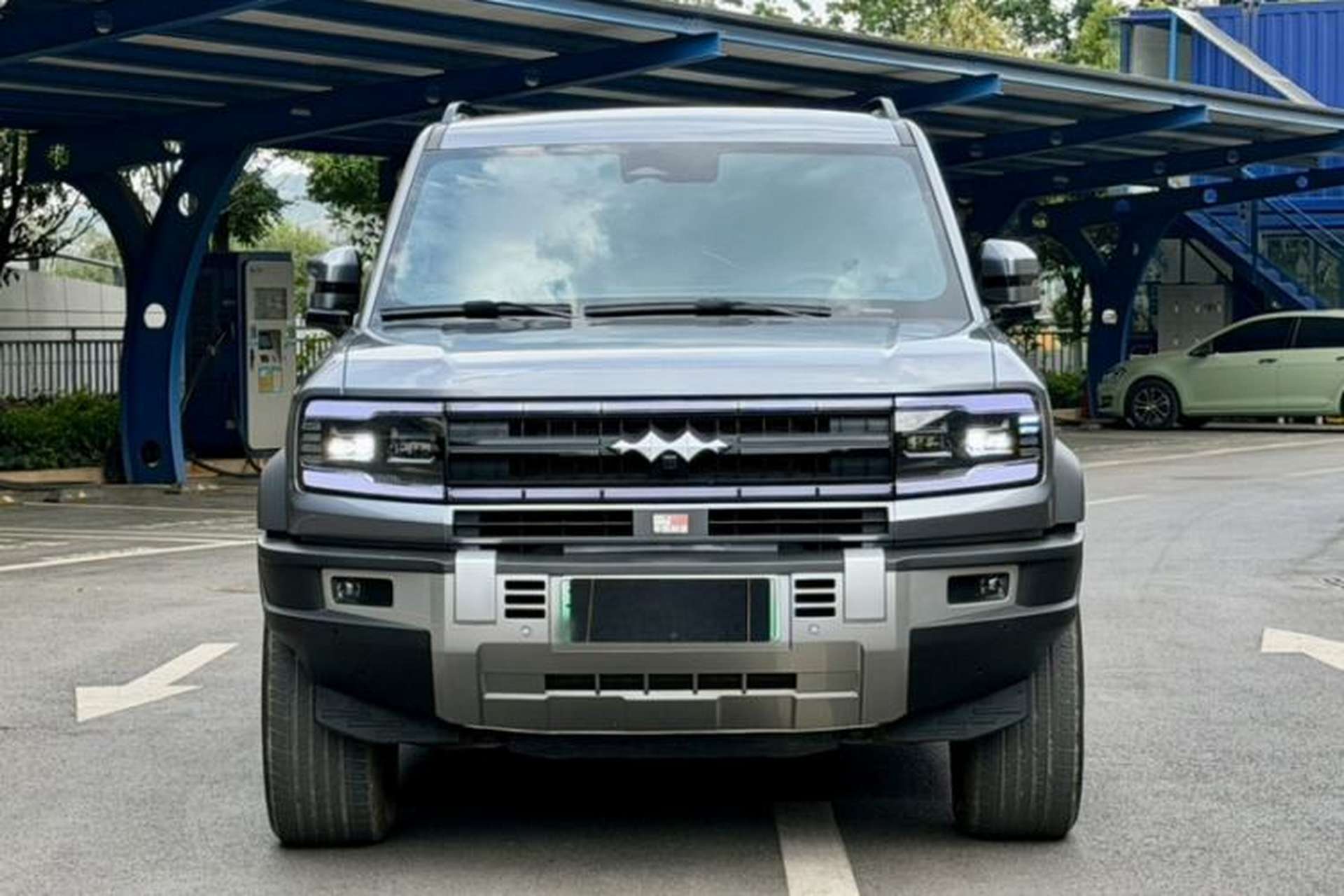 Used Formula Leopard 5 2023 Navigator Edition Exterior 6