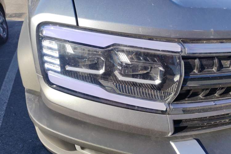 Used Formula Leopard 5 2023 Navigator Edition Exterior 6
