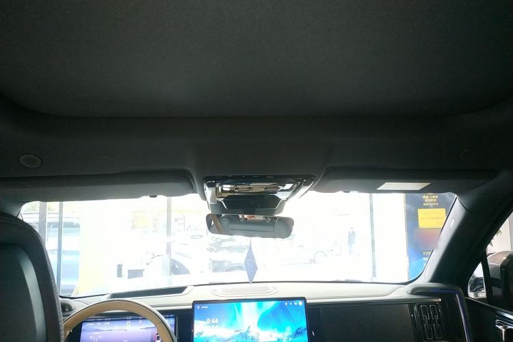Used Formula Leopard 5 2023 Navigator Edition Headliner