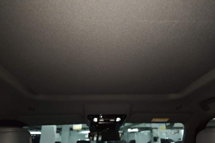 Used Formula Leopard 5 2023 Explore Edition Headliner