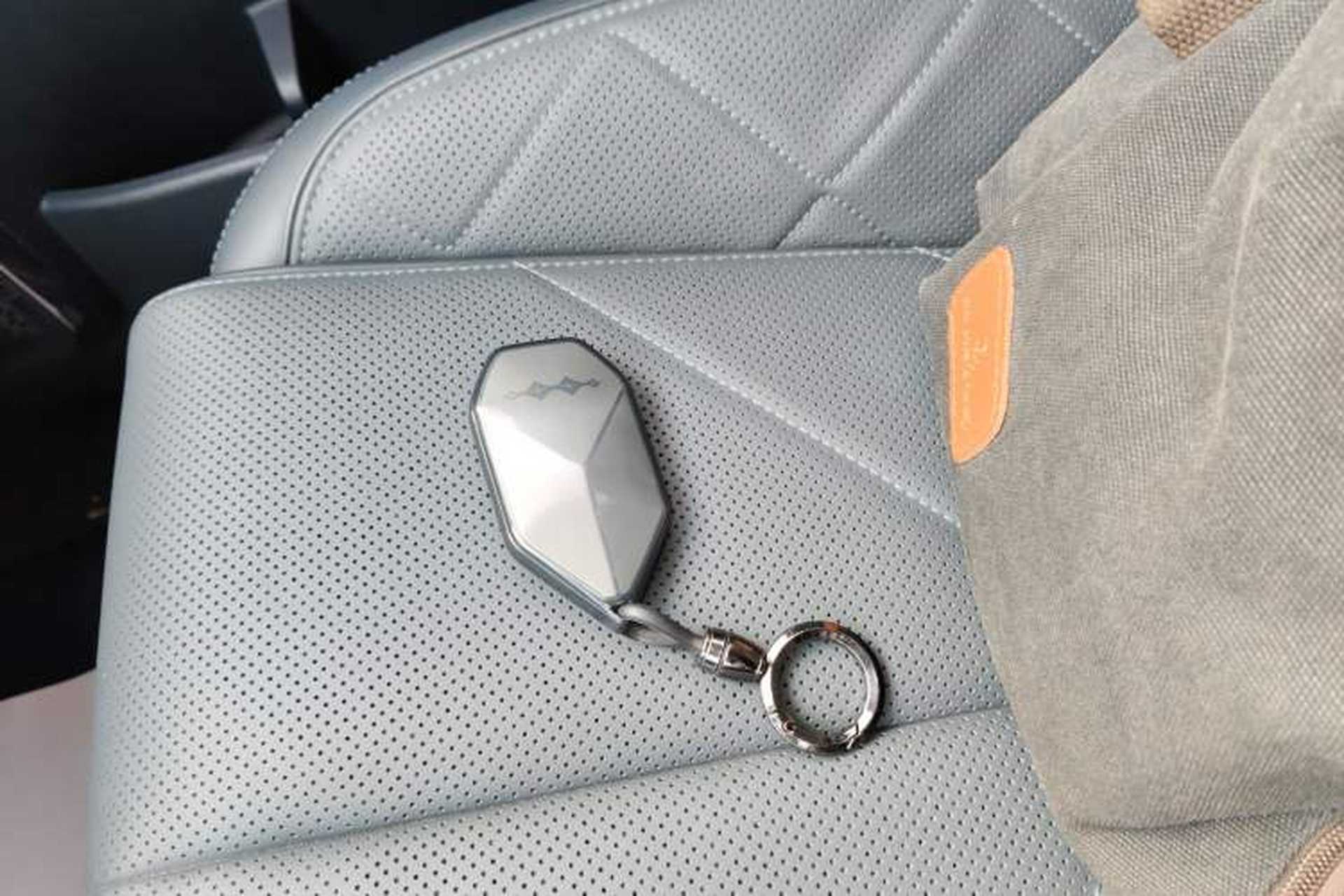 Used Formula Leopard 5 2023 Explore Edition Interior 1