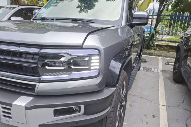 Used Formula Leopard 5 2023 Navigator Edition Left Front Headlight