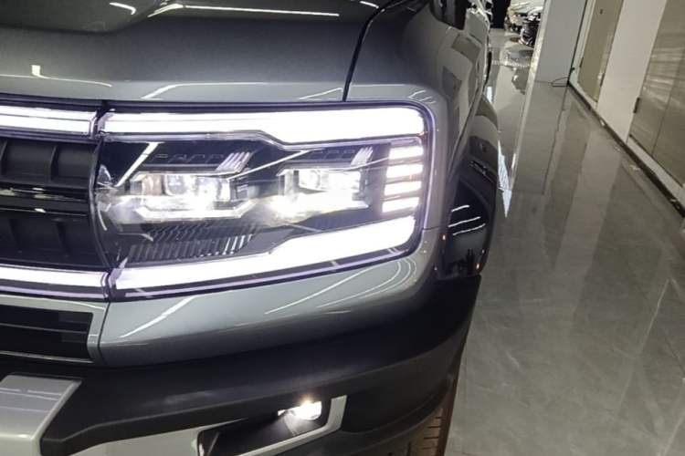 Used Formula Leopard 5 2023 Navigator Edition Left Front Headlight