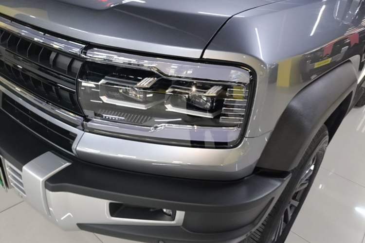 Used Formula Leopard 5 2023 Navigator Edition Left Front Headlight