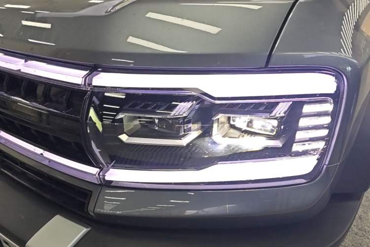 Used Formula Leopard 5 2023 Explore Edition Left Front Headlight