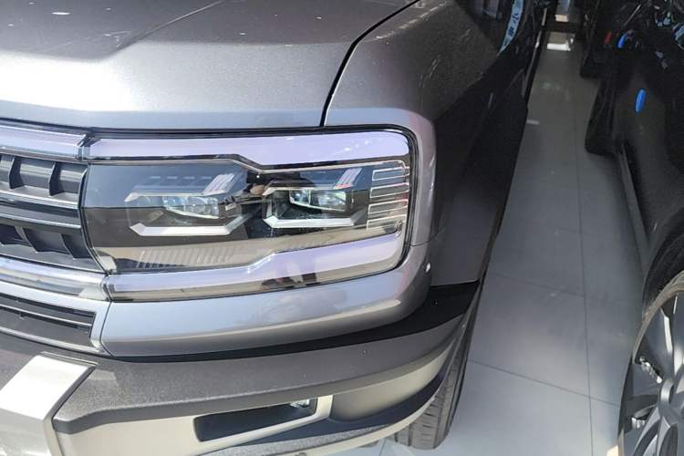 Used Formula Leopard 5 2023 Explore Edition Left Front Headlight