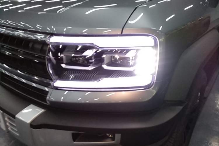 Used Formula Leopard 5 2023 Navigator Edition Left Front Headlight