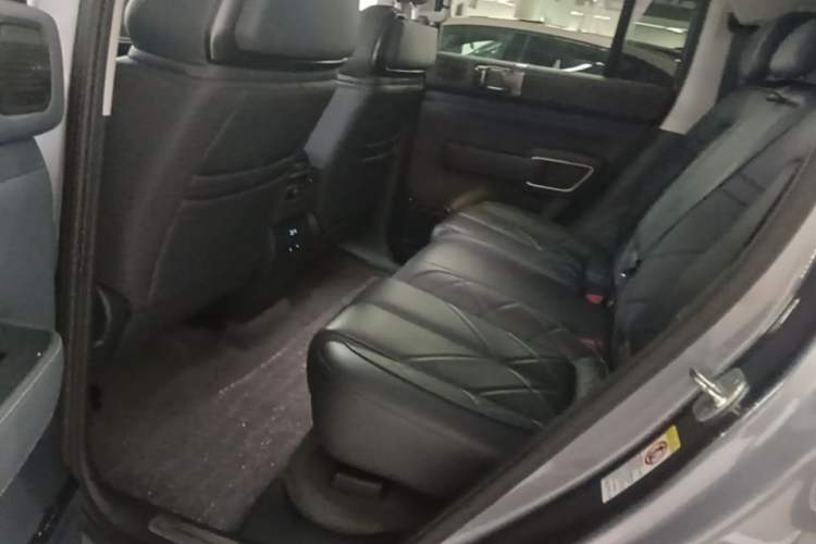 Used Formula Leopard 5 2023 Navigator Edition Left Rear Seat